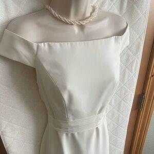 Elegant & Beautiful, Vintage Style Wedding/Evening Gown like New